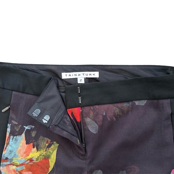 Trina Turk Fully Lined Black Floral Designer Pants Stretchy sz 2 Ankle Crop EUC - Picture 6 of 17